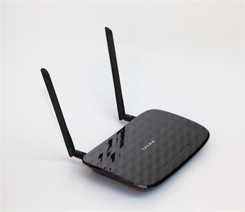 SWAN TP-Link Archer C2 AC750 WiFi router